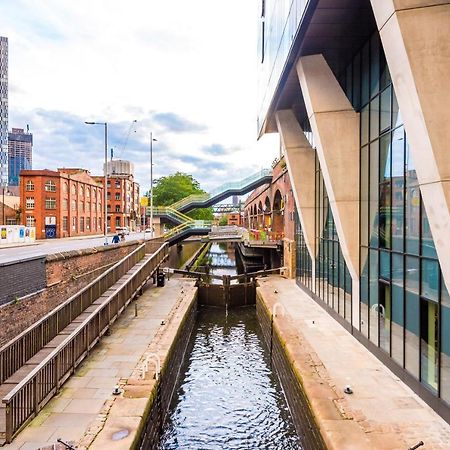 Hilltop Serviced Apartments - Deansgate แมนเชสเตอร์ ภายนอก รูปภาพ