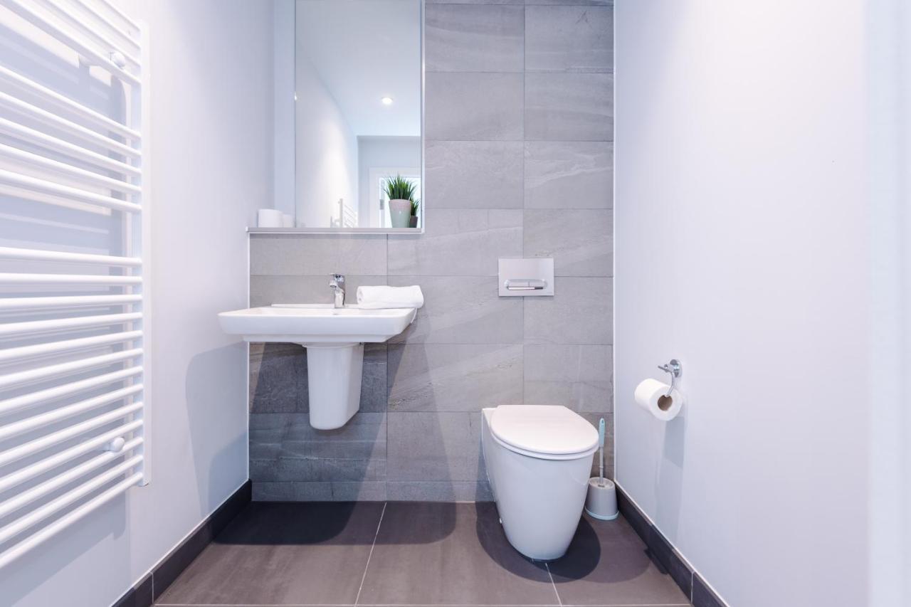 Hilltop Serviced Apartments - Deansgate แมนเชสเตอร์ ภายนอก รูปภาพ